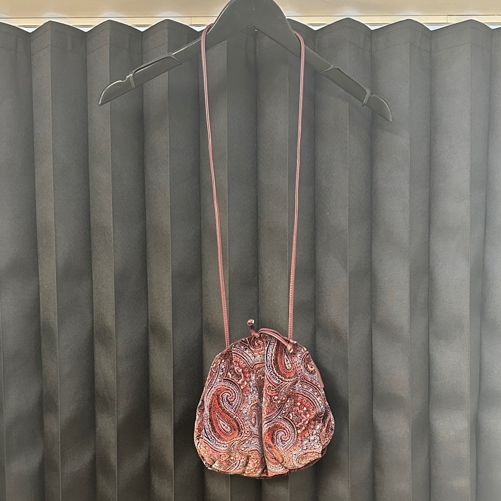 Elegant Paisley Mini Bag - Burgundy